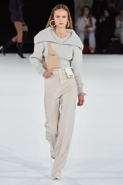 Look 40